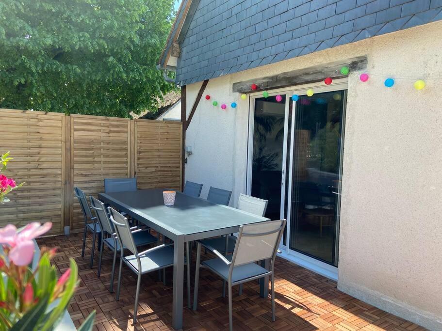Holiday home La Charmeraie : Le Logis