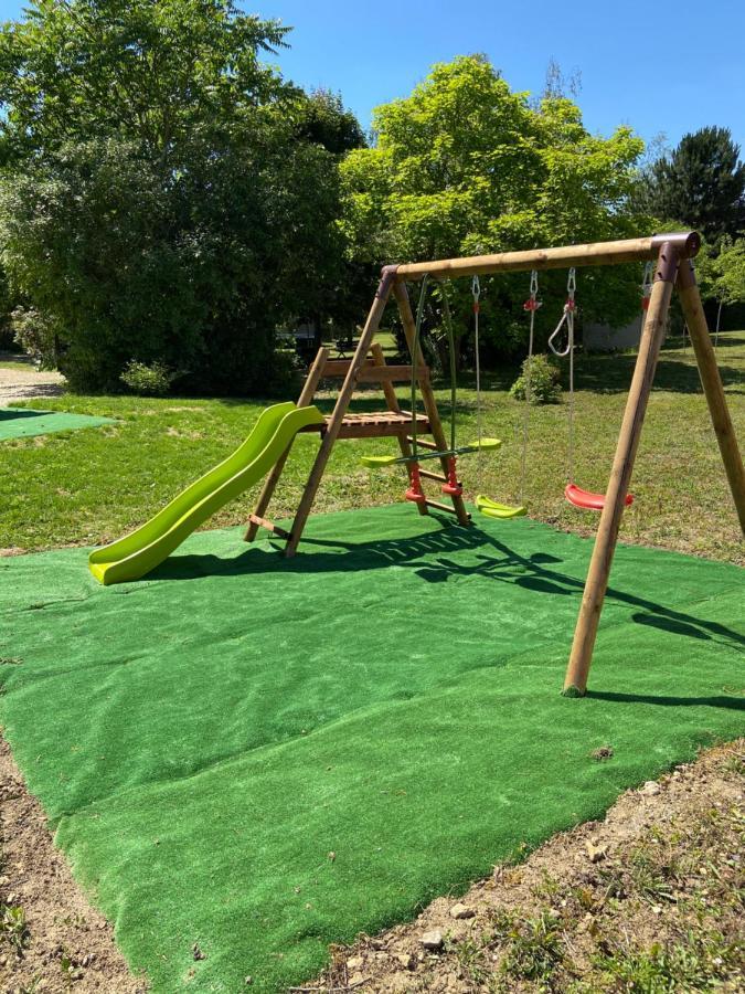 Holiday home La Charmeraie : Le Logis *